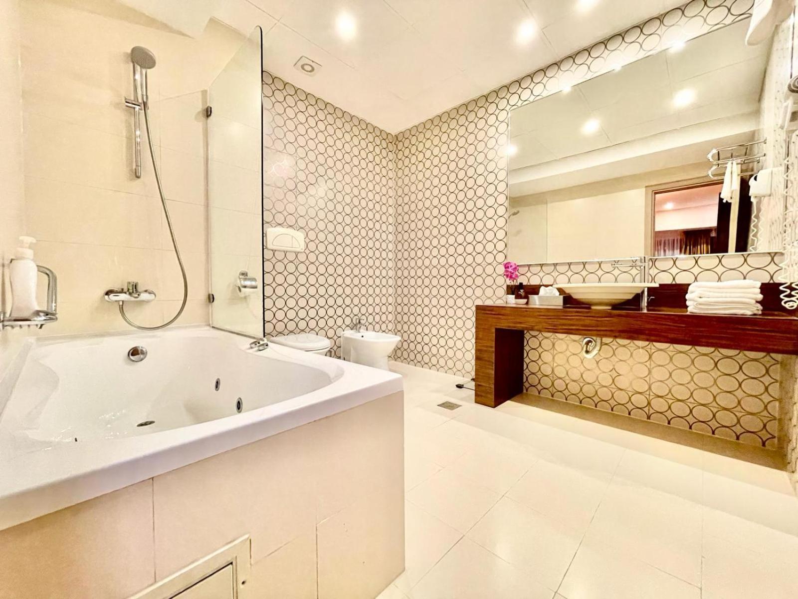 Yamaluxe Apartments - Bucuresti מראה חיצוני תמונה